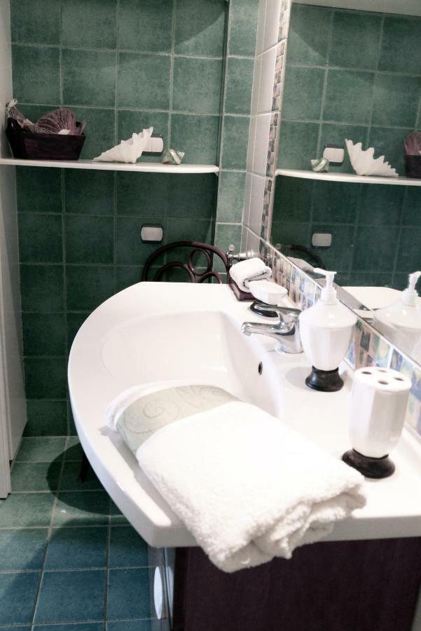 Blueline Guesthouse Agios Dimitrios  Bagian luar foto