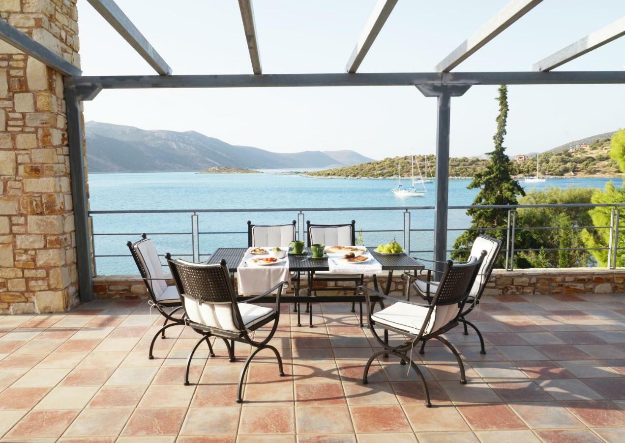 Blueline Guesthouse Agios Dimitrios  Bagian luar foto