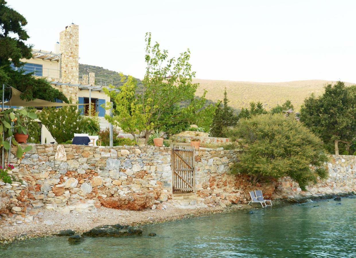 Blueline Guesthouse Agios Dimitrios  Bagian luar foto