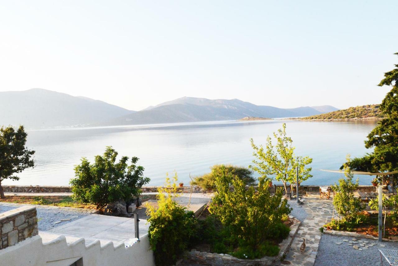 Blueline Guesthouse Agios Dimitrios  Bagian luar foto