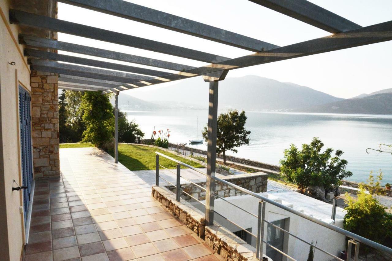 Blueline Guesthouse Agios Dimitrios  Bagian luar foto