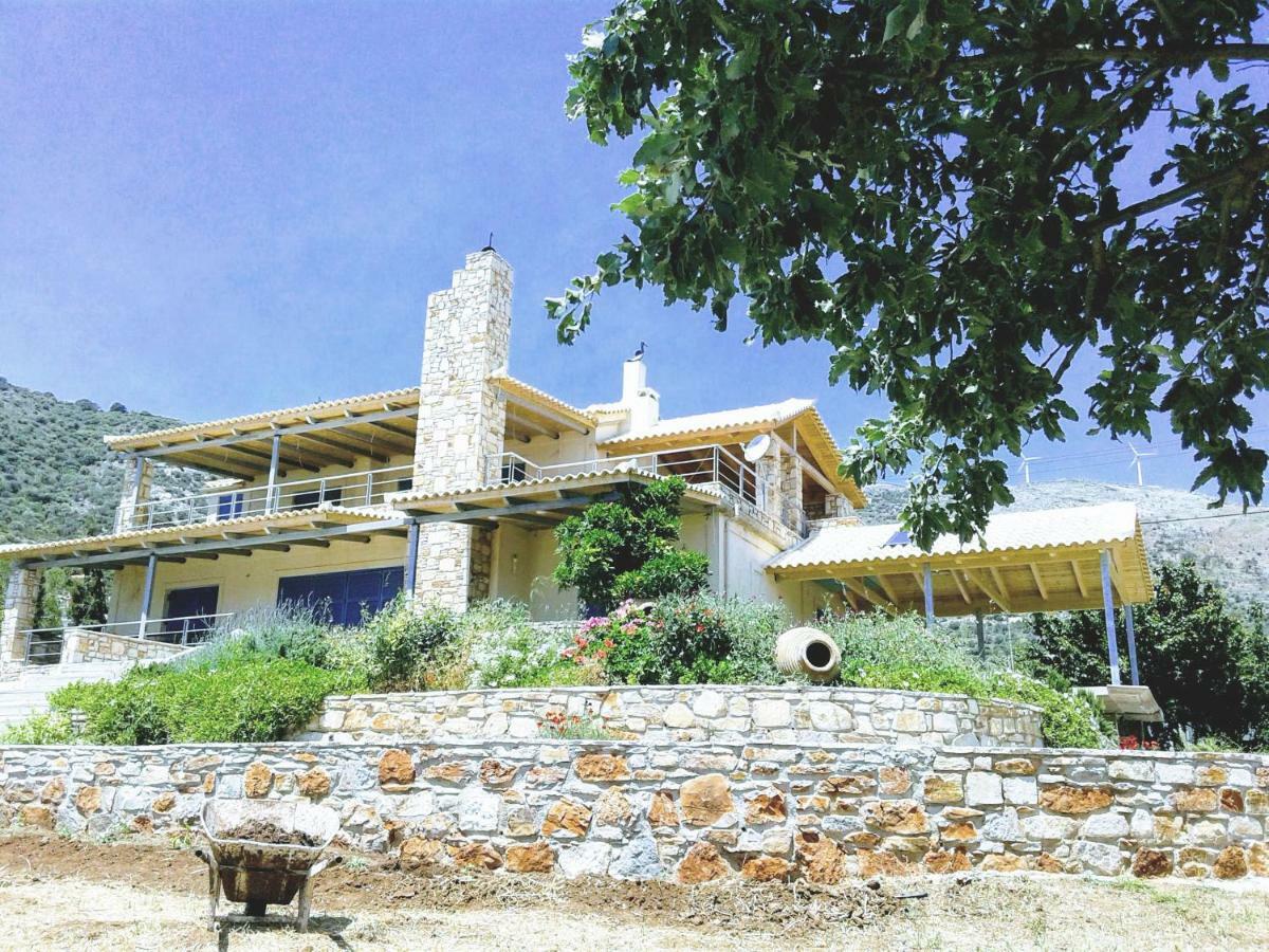 Blueline Guesthouse Agios Dimitrios  Bagian luar foto